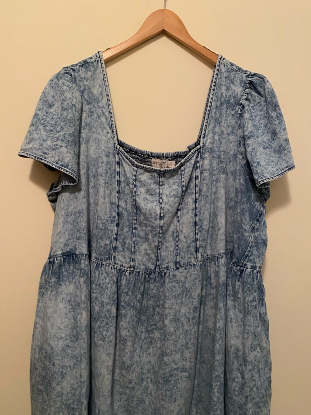 Terra & Sky Light Acid Wash Denim Dress - Picture 3 of 7